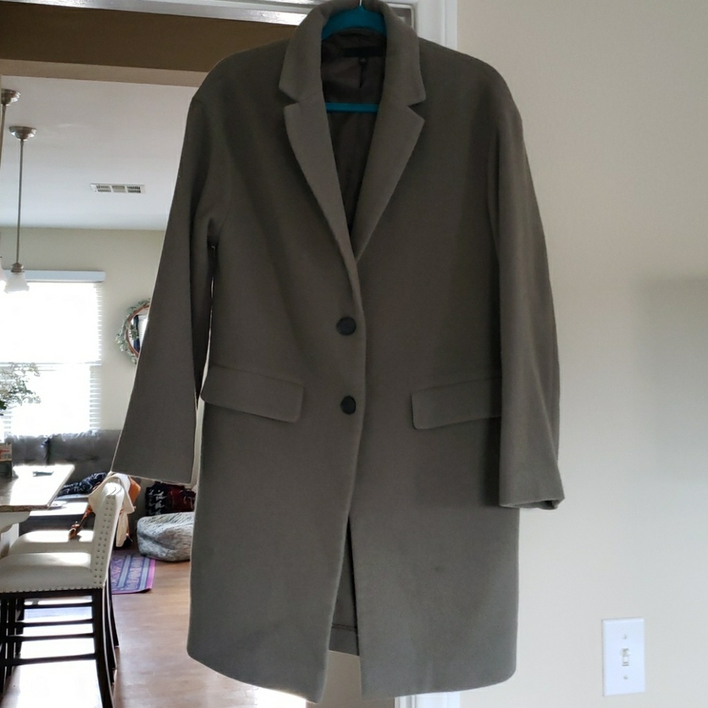 Uniqlo Oversized Coat 💚